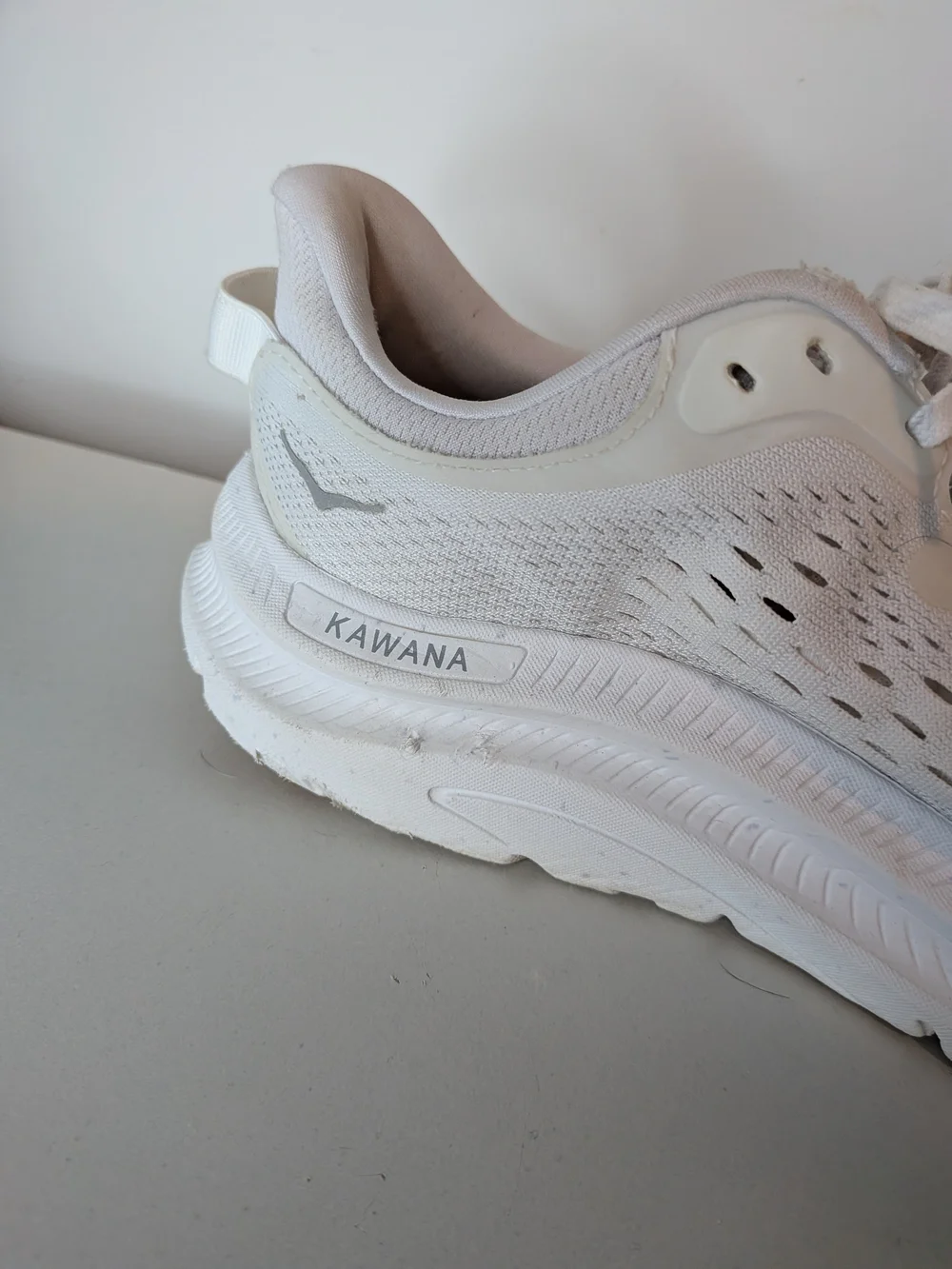 HOKA Kawana 2 White Woman's Size 8B Woman's Hoka Sneakers White Hokas